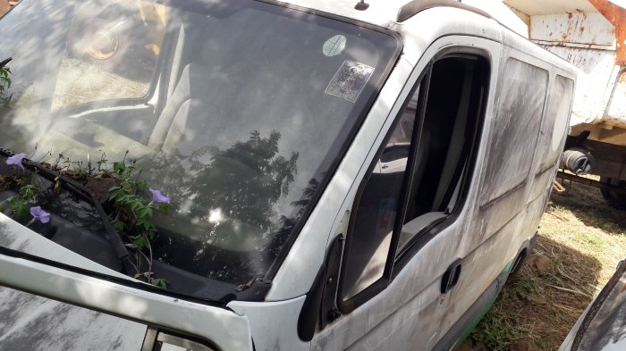 SUCATA - AMBULANCIA RENAULT / MASTER RONTANAB