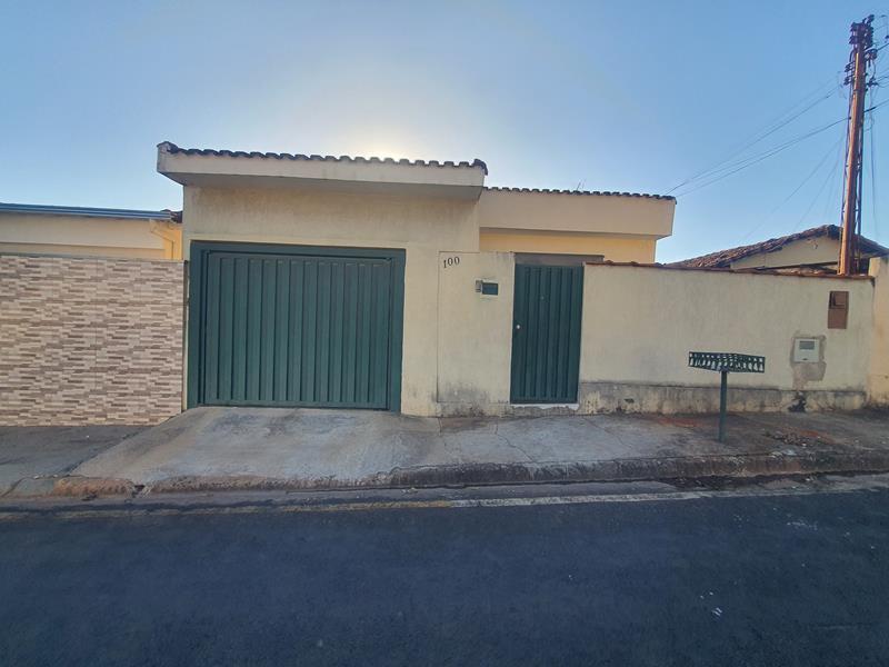 Casa 45,47m², Conjunto Habitacional Gabriel Hernandez, Catanduva SP