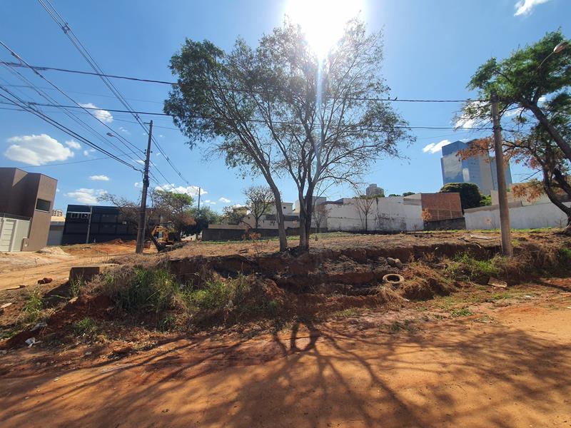 Terreno urbano s/benfeitoria área 275m²