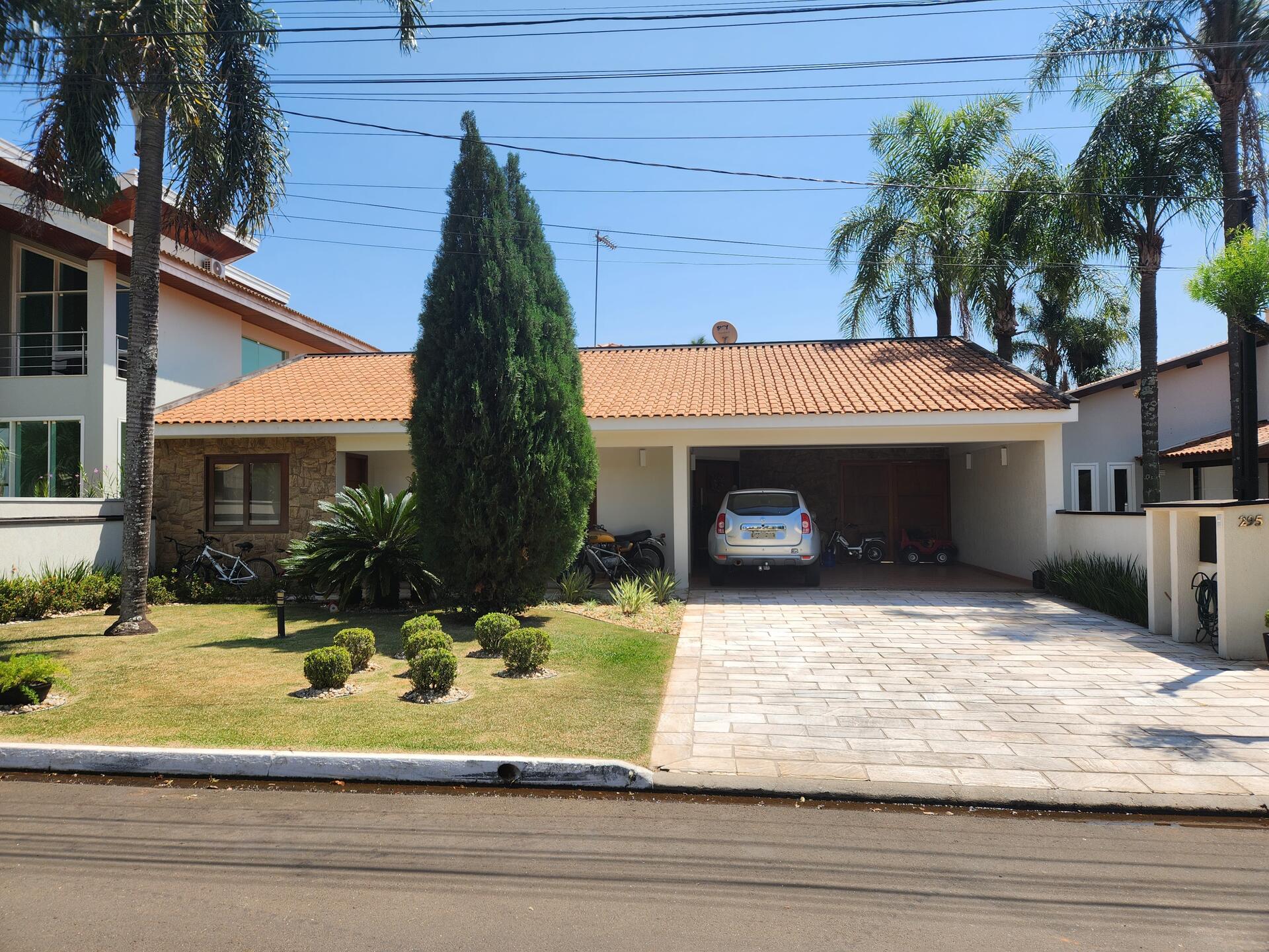 Residencial área de 600m².