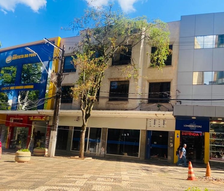 PRÉDIO COMERCIAL ÁREA 925,43M²