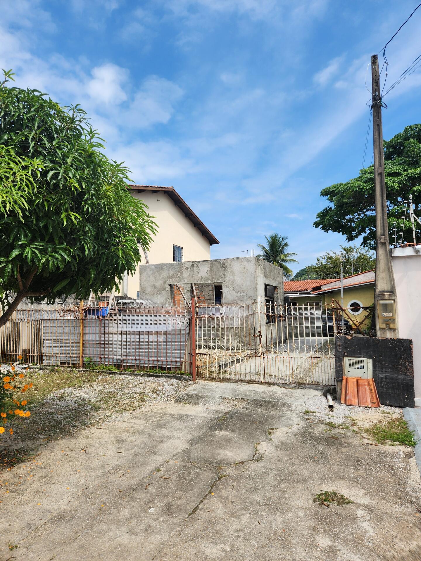 Imóvel residencial área 300m² - Caragatatuba/SP