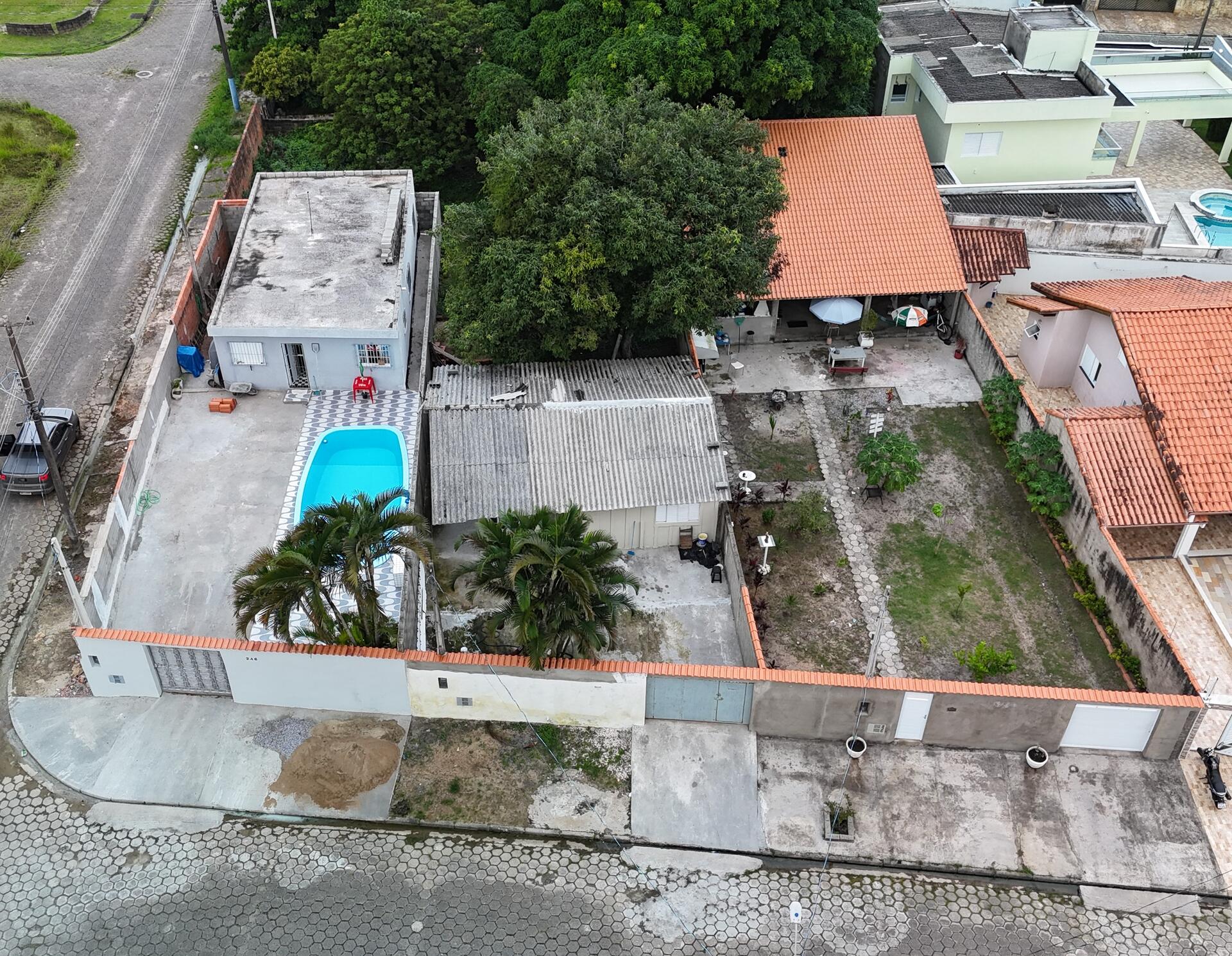 Terrenos s/benfeitorias área 1.324m² - Peruíbe/SP