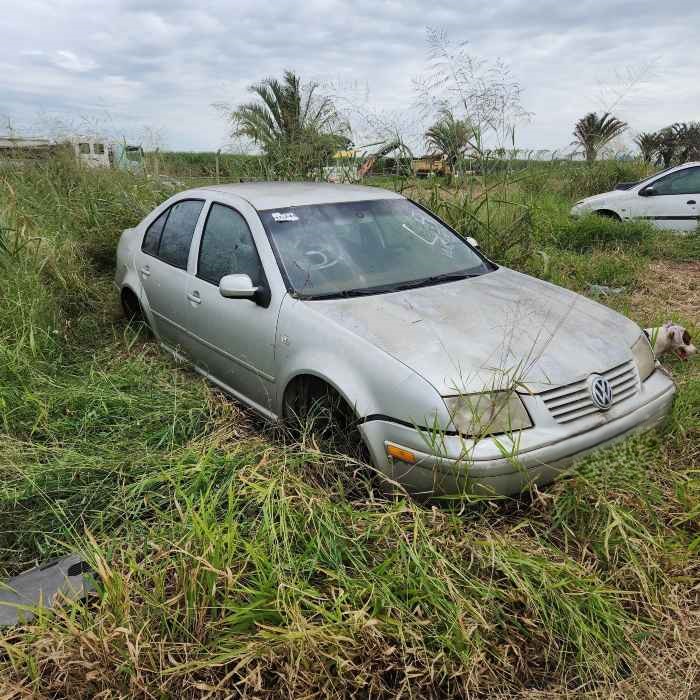 VOLKSWAGEN I VW BORA