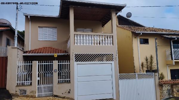 Casa 217.08m², CENTRO, CAMBUI MG