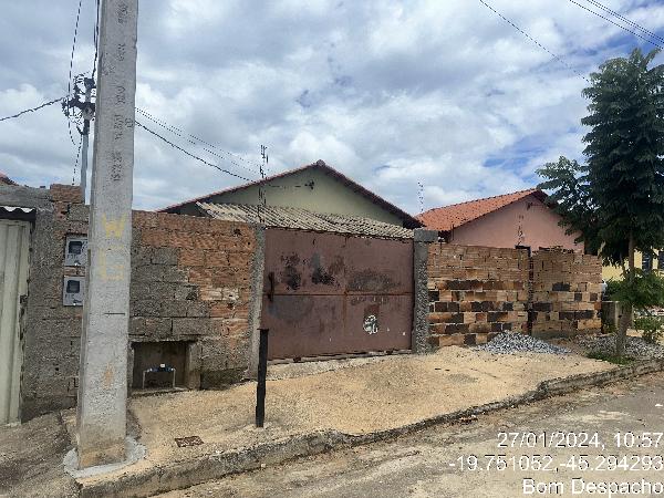 Casa 40.83m², GERALDO CESARIO, BOM DESPACHO MG