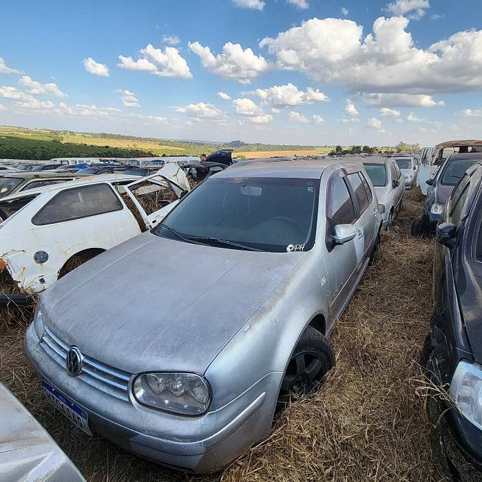 VW GOLF 2.0