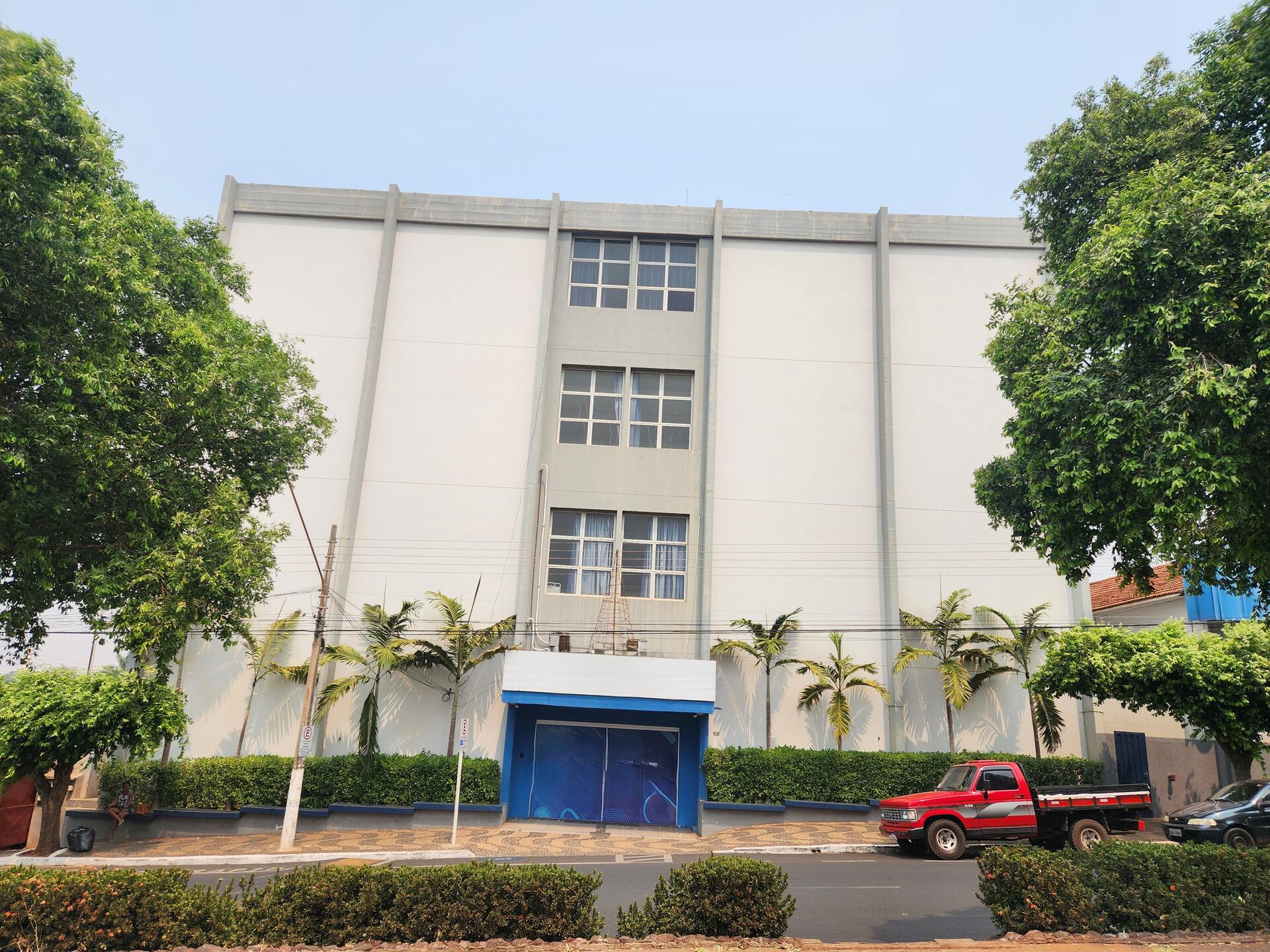 Prédio Comercial área 1.036m² - Jales