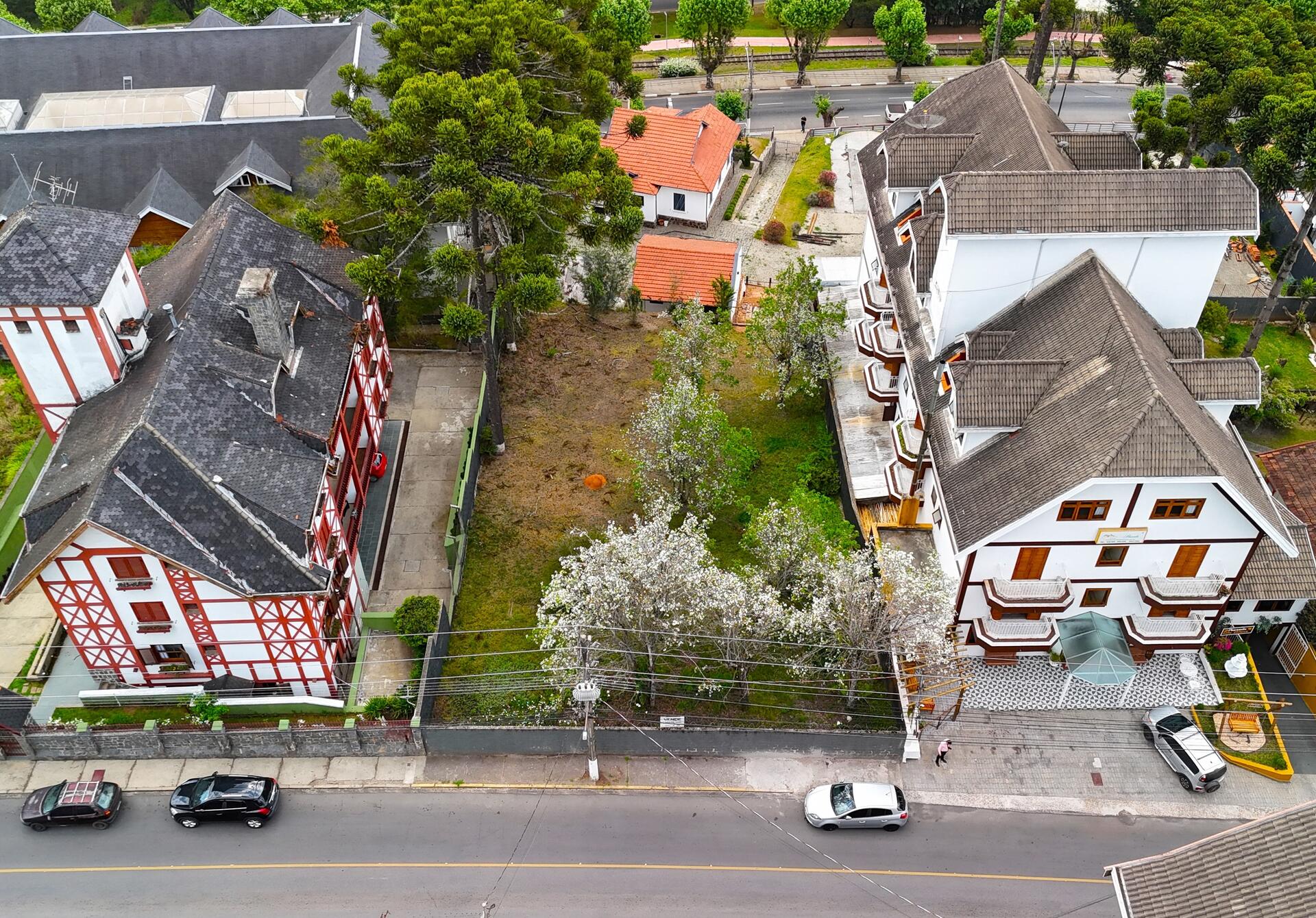Terreno área 822m² - Campos do Jordão/SP
