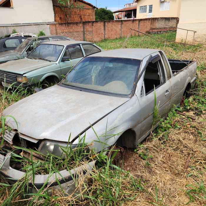 SUCATA - VW/Saveiro Summer 1.8 - Ribeirão Bonito/SP