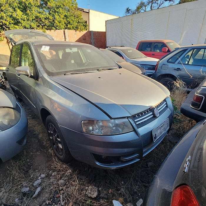 STILO DUALOGIC 1.8 FLEX 8V 5p