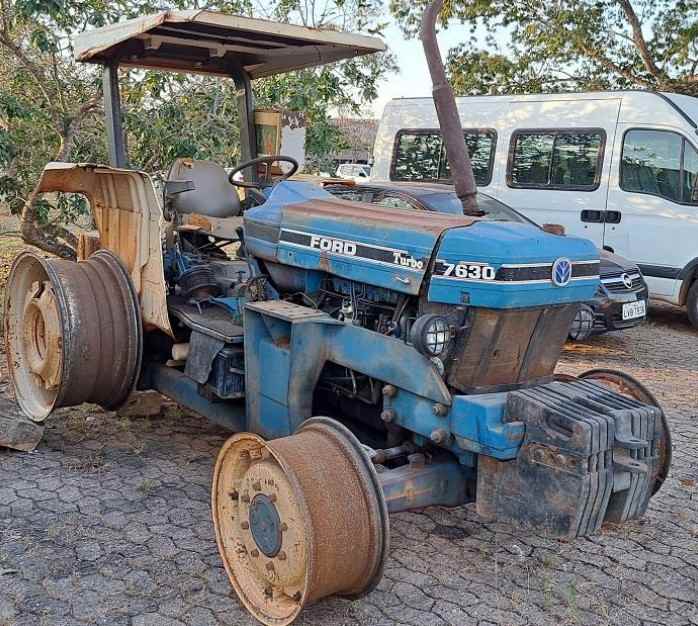 Trator Ford 7630 - Brasilia/DF