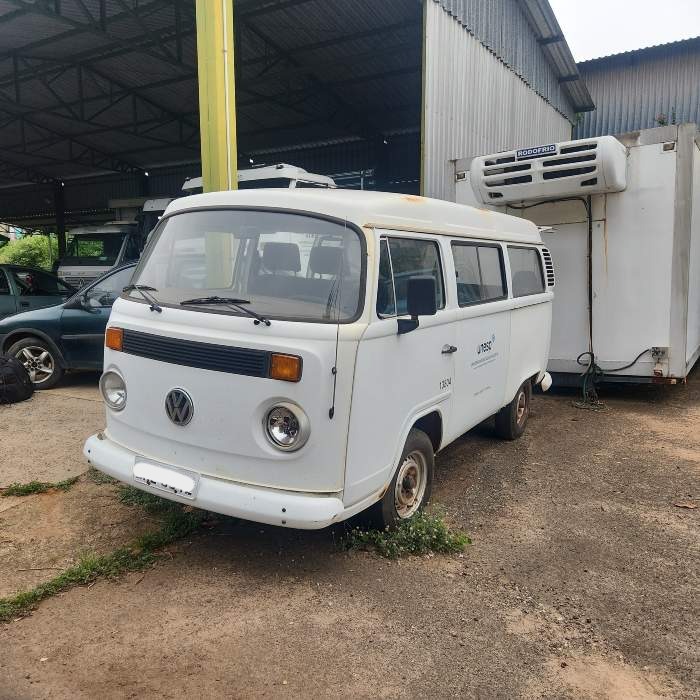VOLKSWAGEN KOMBI - Botucatu/SP