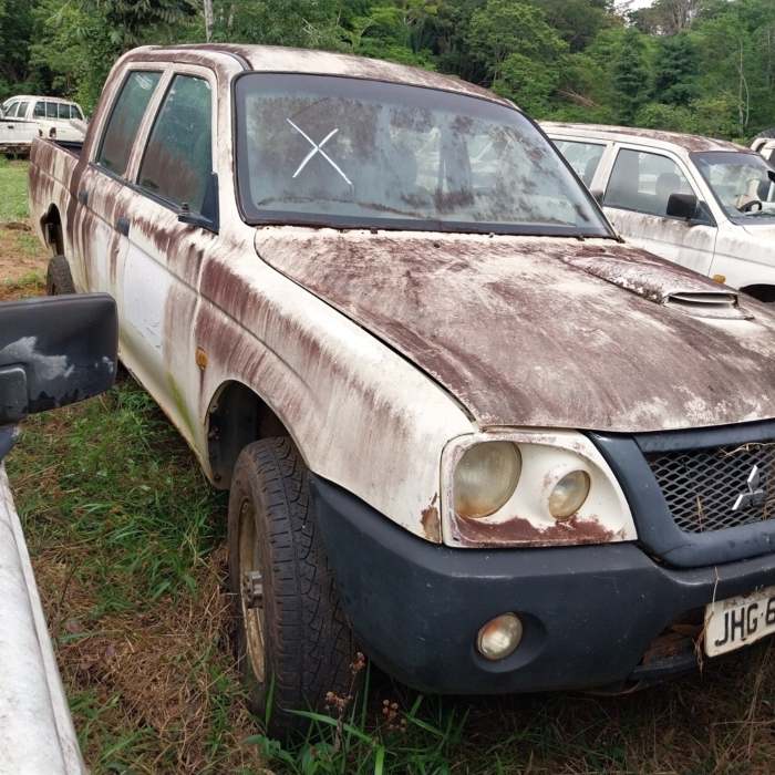 L200 MITSUBISHI