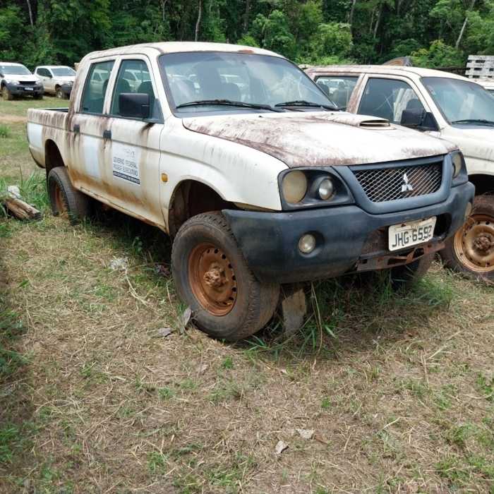 L200 MITSUBISHI