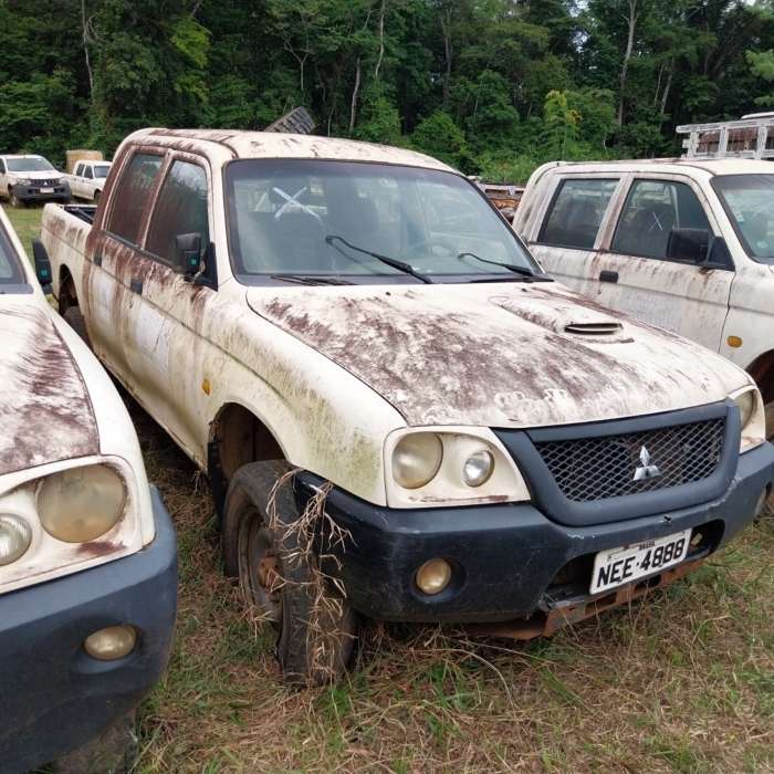 L200 MITSUBISHI