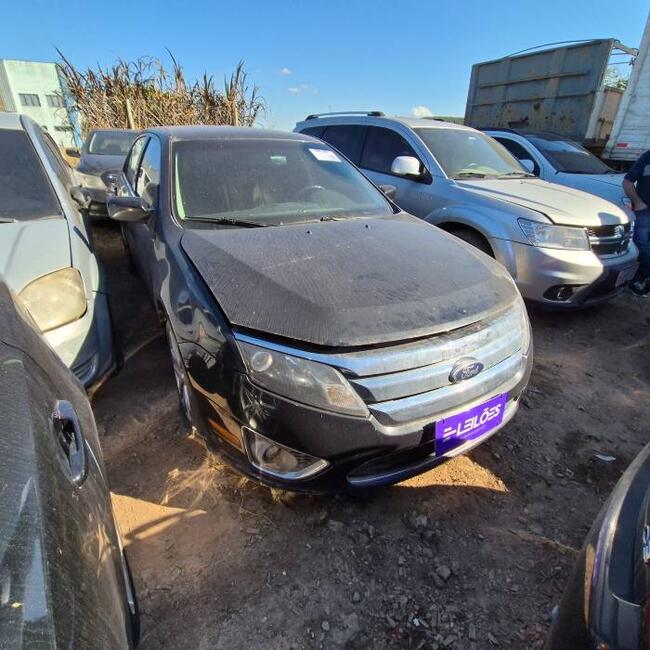 thumb <div style="text-align: justify;">FORD/ FUSION 
Placa: EPV2B83 
SALTO-SP 
Ano/Mod: 2010/2010 
Cor: Preto 
Chassi: 3FAHP0JA1AR425546 
Motor: AR425546 
RENAVAM: 00258534095</div>