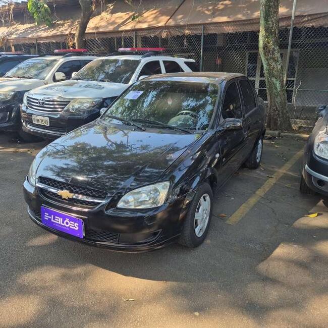 thumb <div style="text-align: justify;">GM/ CLASSIC LS 
Placa: EPJ5A79 
SAO PAULO-SP 
Ano/Mod: 2010/2011 
Cor: Preto 
Chassi: 9BGSU19F0BB122118 
Motor: NAA015036 
RENAVAM: 00213015676</div>