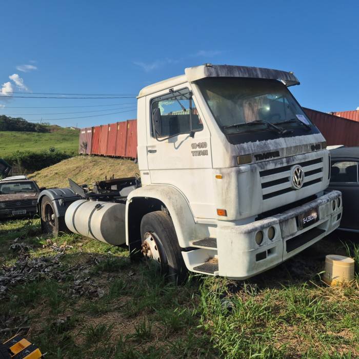 VOLKSWAGEN/18-310 2p (diesel) 2004/2005 - Branco