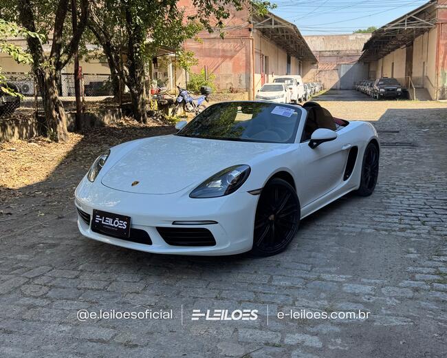 thumb <div style="text-align: justify;">I PORSCHE 2018 
Placa: GBP0H18 
SANTO ANDRE-SP 
Ano/Mod: 2018/2018 
Cor: Branco 
Chassi: WP0CA2986JS212437 
Motor: ACESSO RESTRITO 
RENAVAM: 01158947493</div><div>*Consta RENAJUD&nbsp;</div>