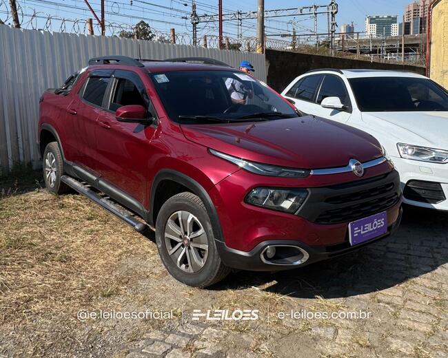 thumb <div style="text-align: justify;">FIAT TORO FREEDOM AT 2019 
Placa: GGE1763 
SAO PAULO-SP 
Ano/Mod: 2018/2019 
Cor: Vermelho 
Chassi: 98822611XKKC39990 
Motor: 552771353423333 
RENAVAM: 01178952735</div><div>*Consta RENAJUD&nbsp;</div>