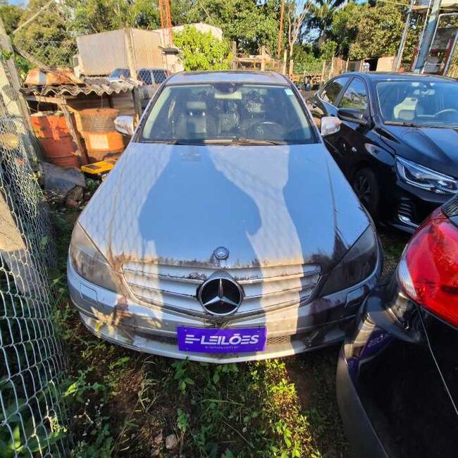 thumb <div style="text-align: justify;">MERCEDES-BENZ C 280  
Placa: EED0A25 
GUARANIACU-PR 
Ano/Mod: 2008/2008 
Cor: Prata 
Chassi: 
WDDGF54W58A143577 
Motor: 27294730913638 
RENAVAM: 00966200179</div><div style="text-align: justify;">*Consta Renajud&nbsp;</div>