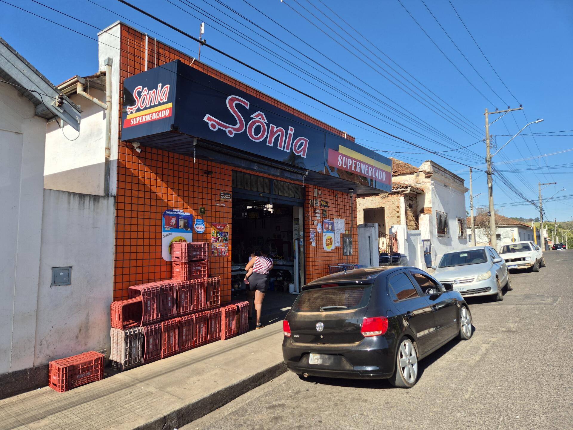 Parte Ideal 50% de um prédio, área de 1.500m² - São Manuel/SP