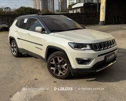 <div style="text-align: justify;">JEEP COMPASS LIMITED F 
Placa: FOF0131 
SAO PAULO-SP 
Ano/Mod: 2017/2017 
Cor: NA 
Motor: 5005257405390747 
Chassi: 988675134HKH32889 
RENAVAM: 01124408999&nbsp;</div>