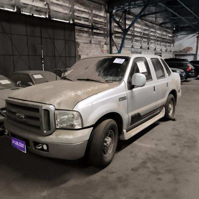 thumb <div style="text-align: justify;">FORD F250 TRV TROPICLASS 
Placa: ALW6D98 
CASCAVEL-PR 
Ano/Mod: 2004/2004 
Cor: Prata 
Chassi: 9BFFF25L94B004569 
Motor: 607062865 
RENAVAM: 00831186771.</div>