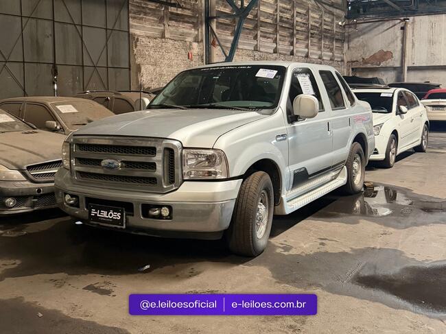 thumb <div style="text-align: justify;">FORD F250 TRV TROPICLASS 
Placa: ALW6D98 
CASCAVEL-PR 
Ano/Mod: 2004/2004 
Cor: Prata 
Chassi: 9BFFF25L94B004569 
Motor: 607062865 
RENAVAM: 00831186771.</div>