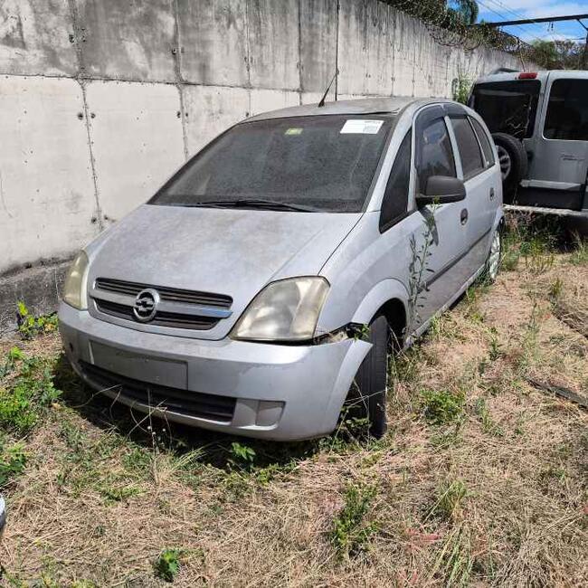 thumb <div style="text-align: justify;">GM CHEVROLET MERIVA 
Placa: DOG1015 
Ano/Mod: 2004/2005 
Cor: Prata 
Chassi: 9BGXL75005C147072 
Motor: 6U0019287 
RENAVAM: 00838222234.</div>