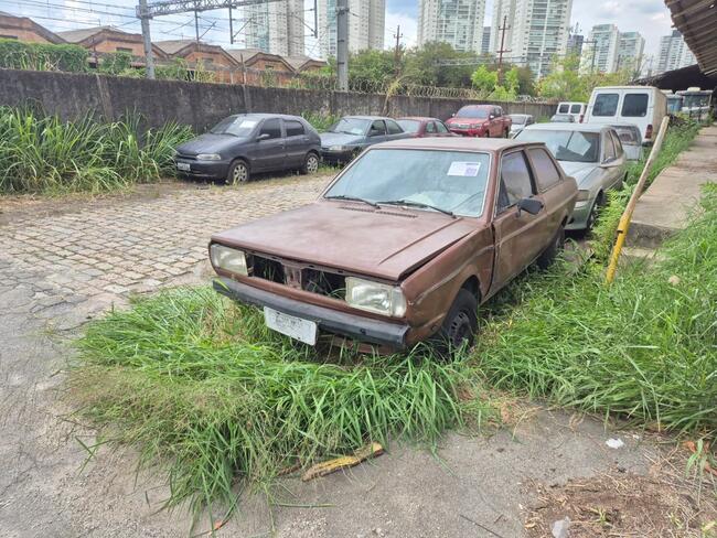 thumb <div style="text-align: justify;">VOLKSWAGEN VOYAGE LS 
Placa: DBK2978 
SÃO PAULO/SP 
Ano/Mod: 1982/1982 
Chassi: BN003824 
Motor: 373203 
RENAVAM: 00361498020.&nbsp;</div>