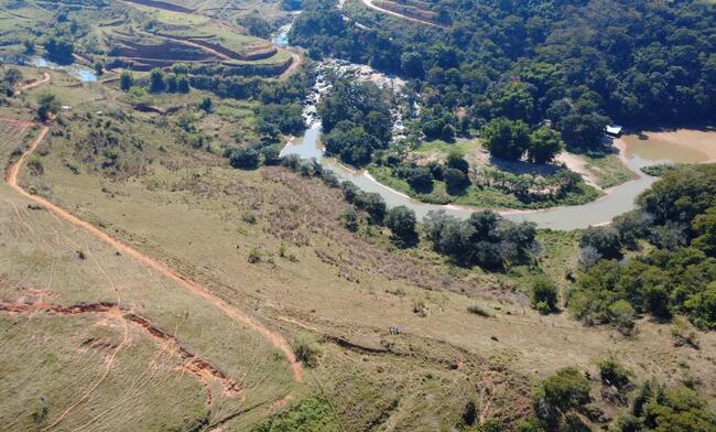 thumb Sítio São Sebastião - Área 1 com área de 02.28,26 ha (dois hectares vinte e oito ares e vinte e seis centiares), sem benfeitorias.