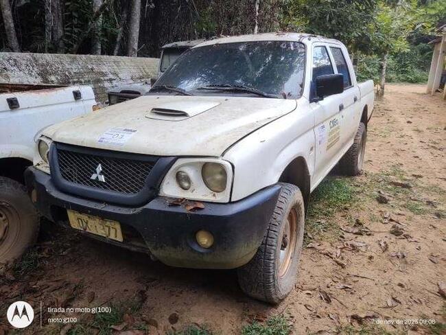 thumb L200 4X4 GL Marca: MITSUBISHI  Placa: NOX1977 MANAUS/AM Ano/Mod: 2009/2010 Cor: Branca Chassi: 93XGNK740AC962780 Motor: 4D56CM9146 RENAVAM: 00221584935