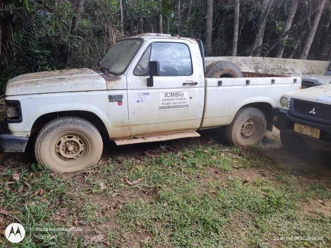 thumb <div style="text-align: justify;">CHEVROLET D20 CUSTOM S Placa: JWI9721 MANAUS/AM Ano/Mod: 1994/1995 Cor: Branca Chassi: 9BG244NASRC009151 Motor: SA8873B524875Z RENAVAM: 00629161968</div>