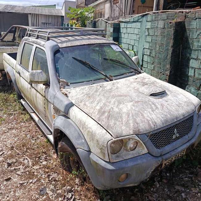 Mitsubishi L200 Outdoor L200 OUTDOOR GLS 2.5 4X4 CD TDI Diesel