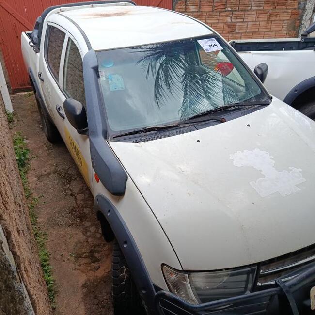 Mitsubishi L200 Triton GL D L200 Triton GL 3.2 CD TB Int. Dies. Mec.
