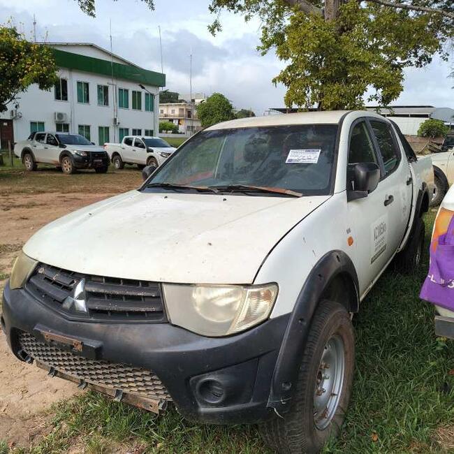 Mitsubishi L200 Triton L200 Triton GL 3.2 CD TB Int. Dies. Mec.