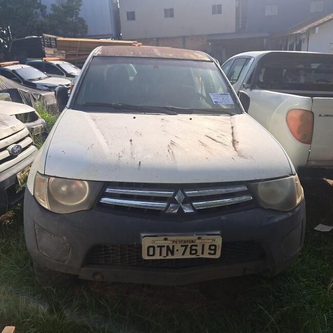 Mitsubishi L200 Triton L200 Triton GL 3.2 CD TB Int. Dies. Mec.