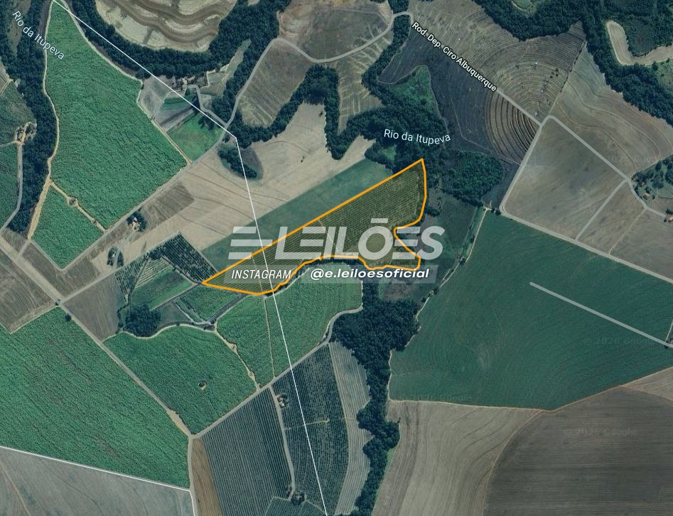 Imagem do imóvel Sítio Três Irmãs, área superficial de 102.898,40m² - Pirassununga/SP