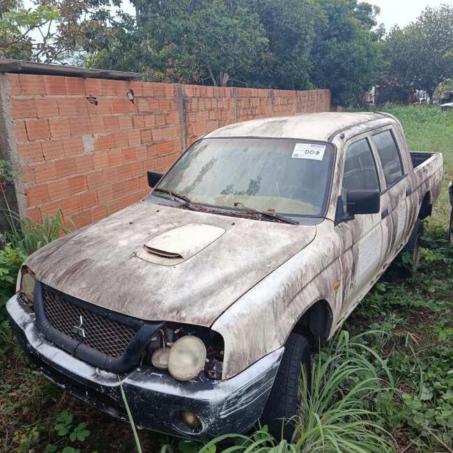 SUCATA - 222201 L200 4X4 GL (NACIONAL) 2010