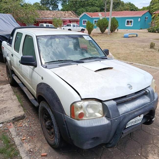 Nissan Frontier 4x4 XE