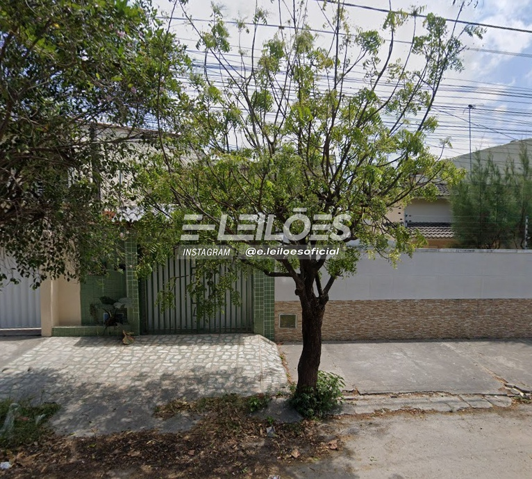 Casa 120,00m², 3 dormitório(s), 2 vaga(s) na garagem - Lagoa Redonda, Fortaleza CE, localizado em Fortaleza - CE, bairro Lagoa Redonda