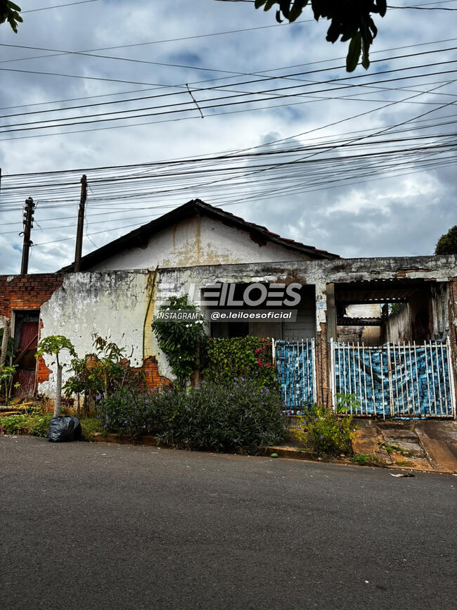 Foto de Terreno na Rua Professor Antônio Tanuri - Leilão em Fernandópolis/SP