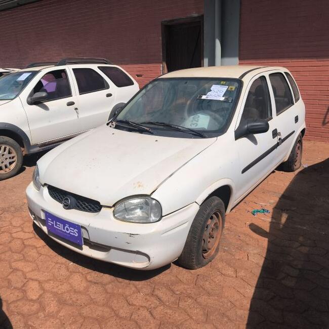 Chevrolet Corsa Wind 2001 em leilão