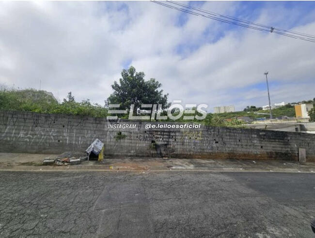 Casa em Leilão em Suzano / SP - 180056