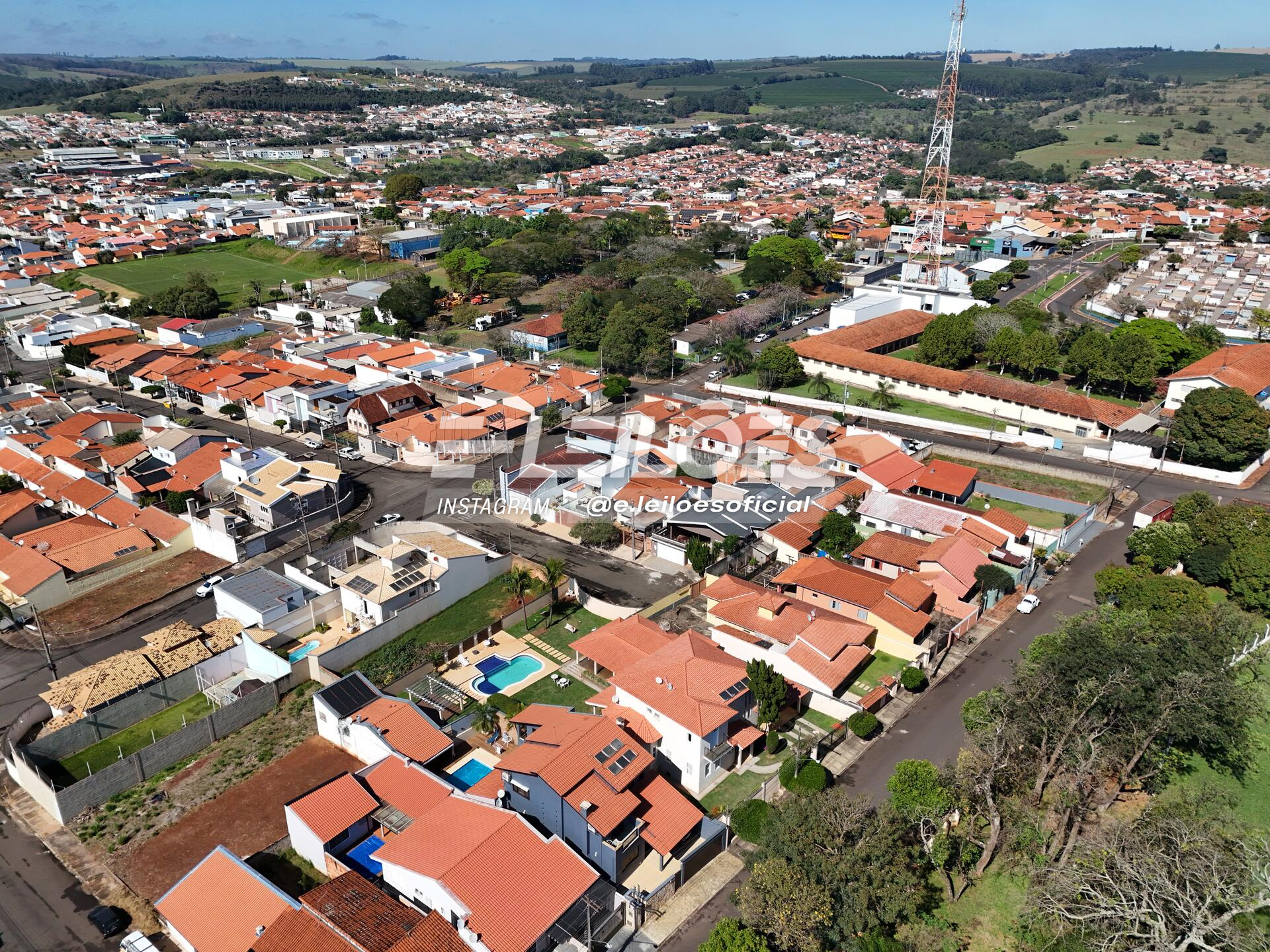 Residencial, área de 296,57m² - Piraju/SP, localizado em Piraju - SP, bairro Jardim Ana Cecília