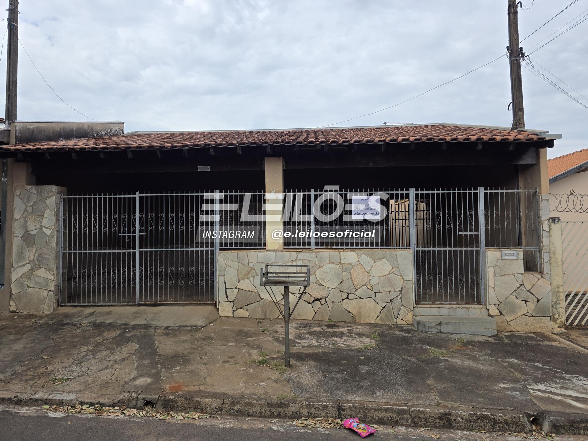 Prédio residencial com 225,24m² - Parque Alto da Boa Vista - Lins/SP
